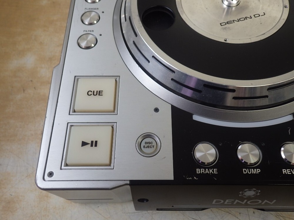 DENON DN-S3500 Compact Disc Player Professional DJ Turntable Silver y3341