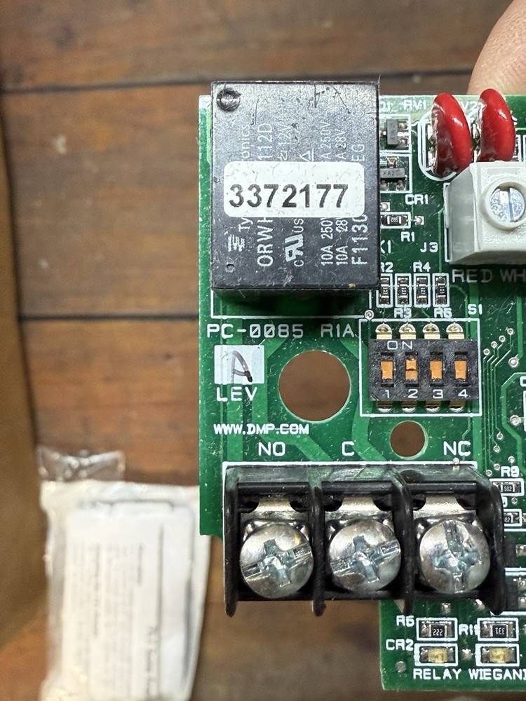 DMP 734 Access Control Module Single Door Wiegand Interface Used