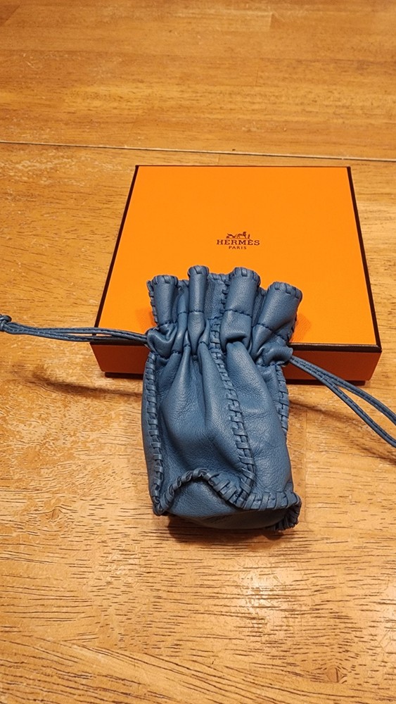 Authentic HERMES Vintage drawstring pouch Leather #9505