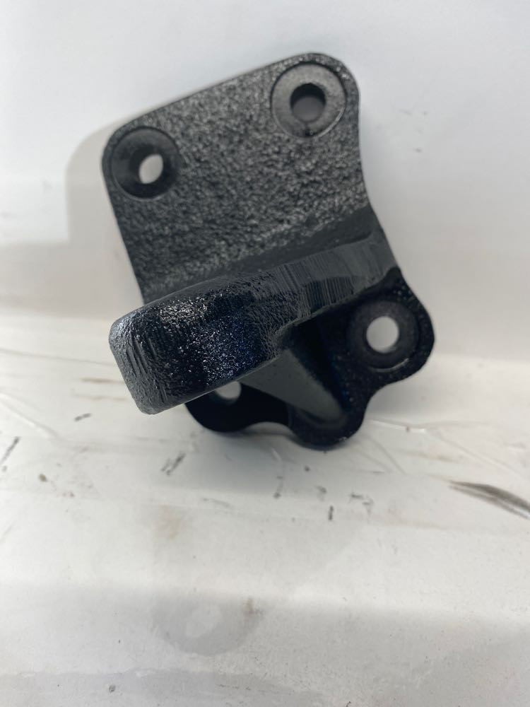 Cummins ISL9 Engine Mount 01-26318-004 (548-12088)