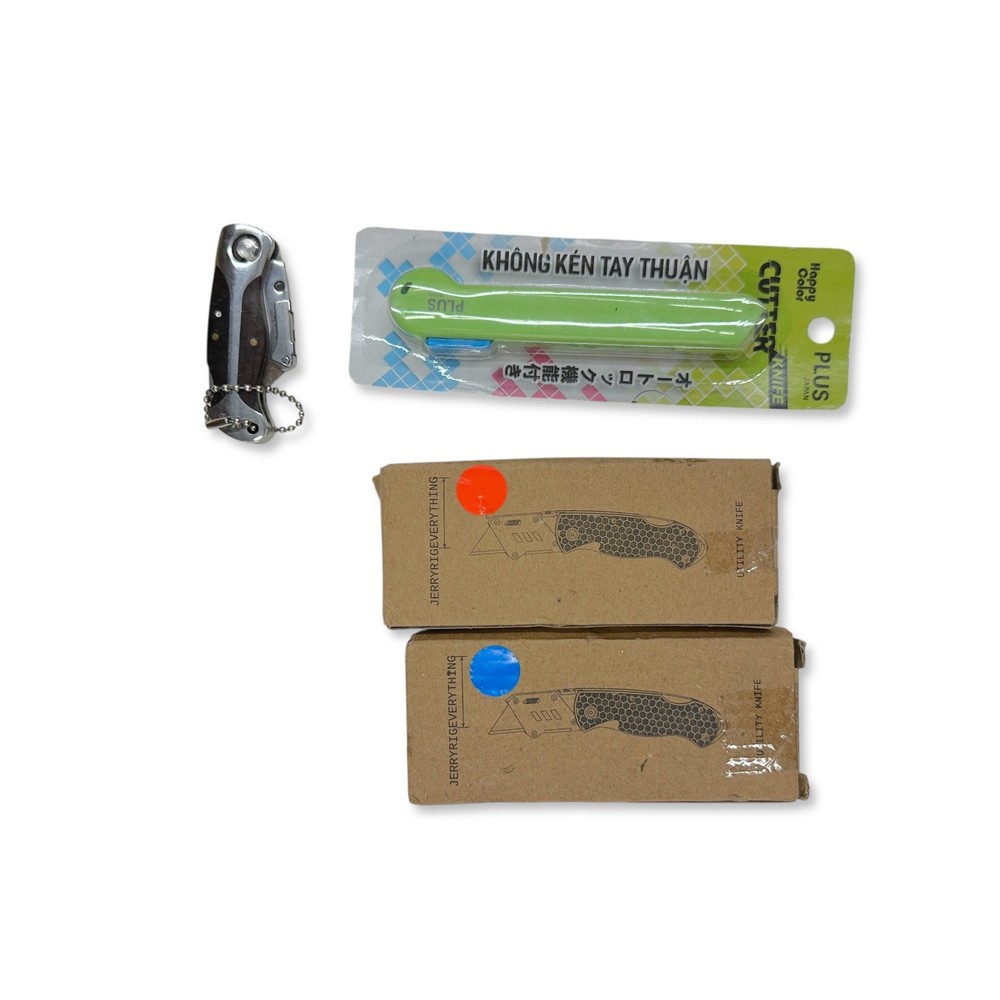 Assorted Brands Unbranded Folding Utility Knife Box Cutter Hand Tool Set, 4 Pcs