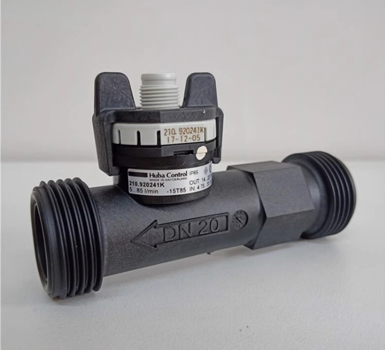 1pcs HUBA 210.920241K flowmeter DN20 pipeline water flowmeter