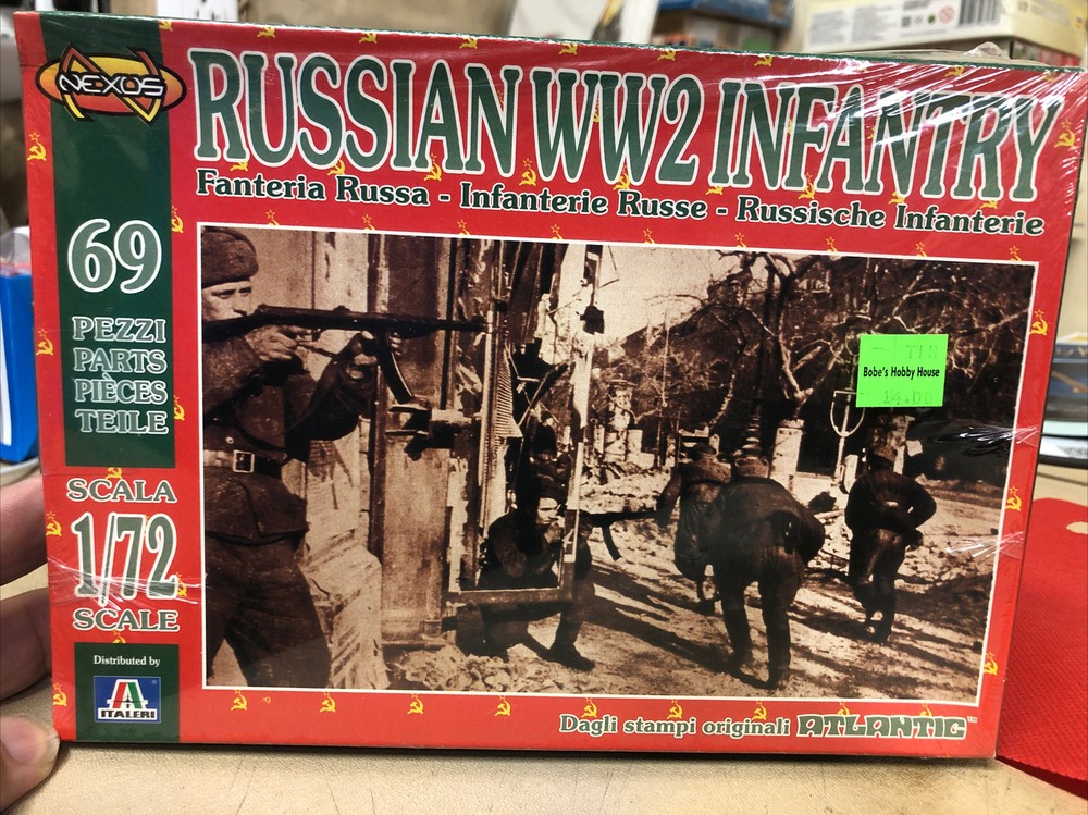 Nexus 1/72 scale WWII Russian Infantry plastic figures