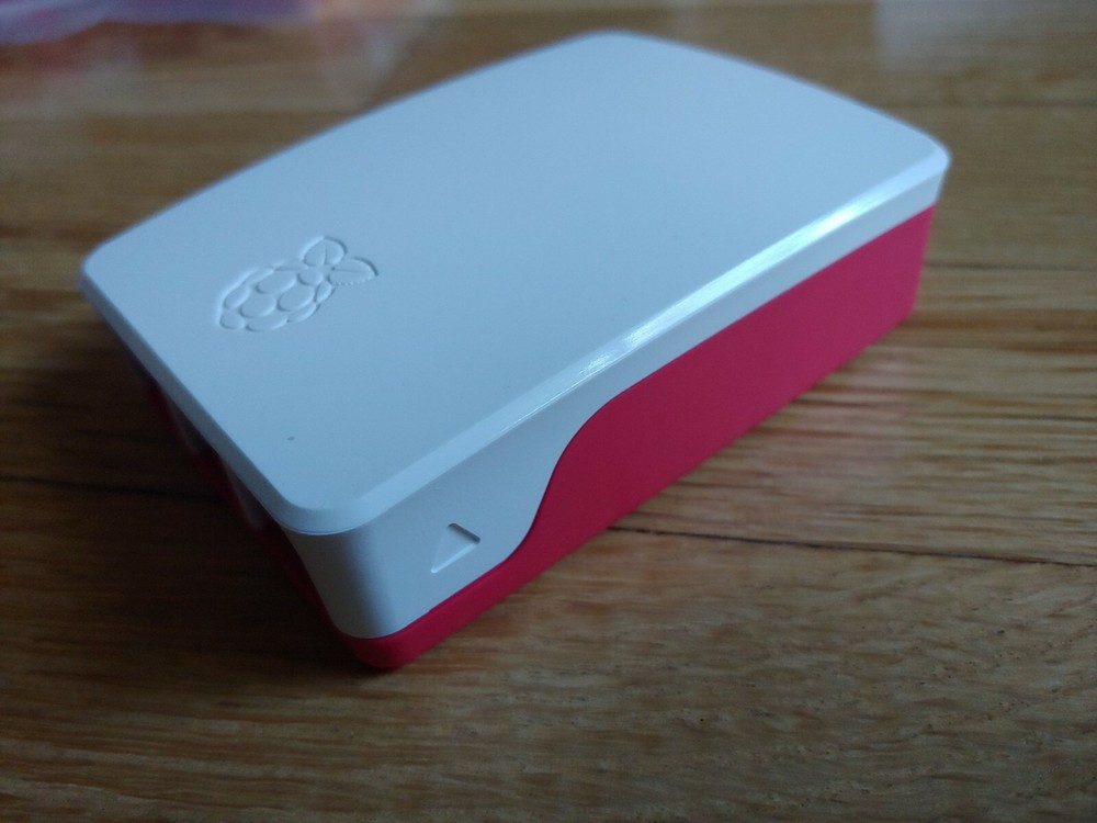 Official Raspberry Pi 4 Case Red/White