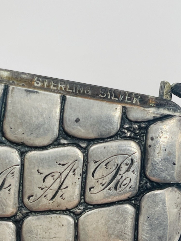 Antique Sterling Silver Cobbled Brick Pattern Vesta Match Safe