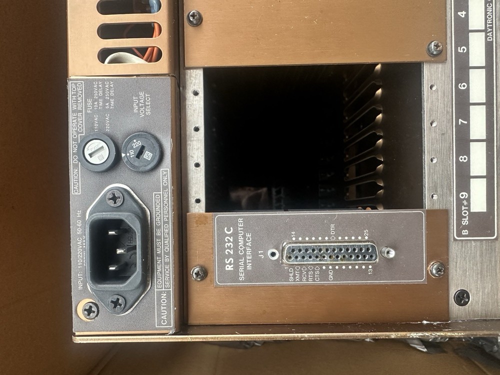 Daytronic System 10/2000 *Powers On* *See Description*