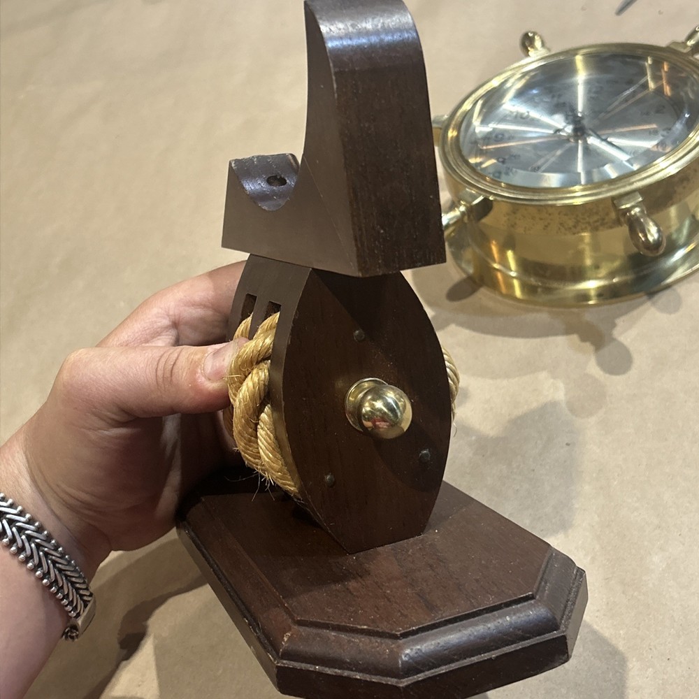 SETH THOMAS MARITIME, SOLID BRASS, SHIP'S TABLE TOP CLOCK Damaged Stand Working