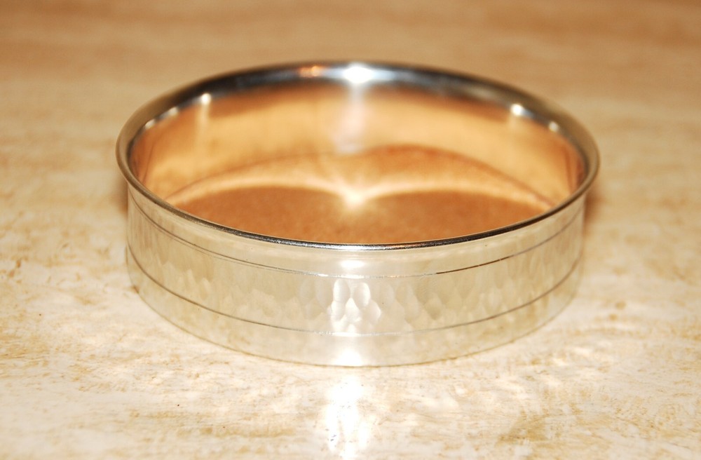 NOS Banka Tin Silver Wine Bottle Coaster - NICE!