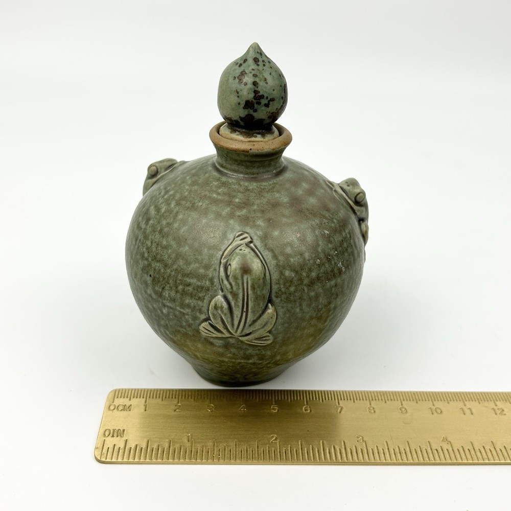Small Celadon Green Studio Art Pottery Jar Tree Frogs Gorgeous