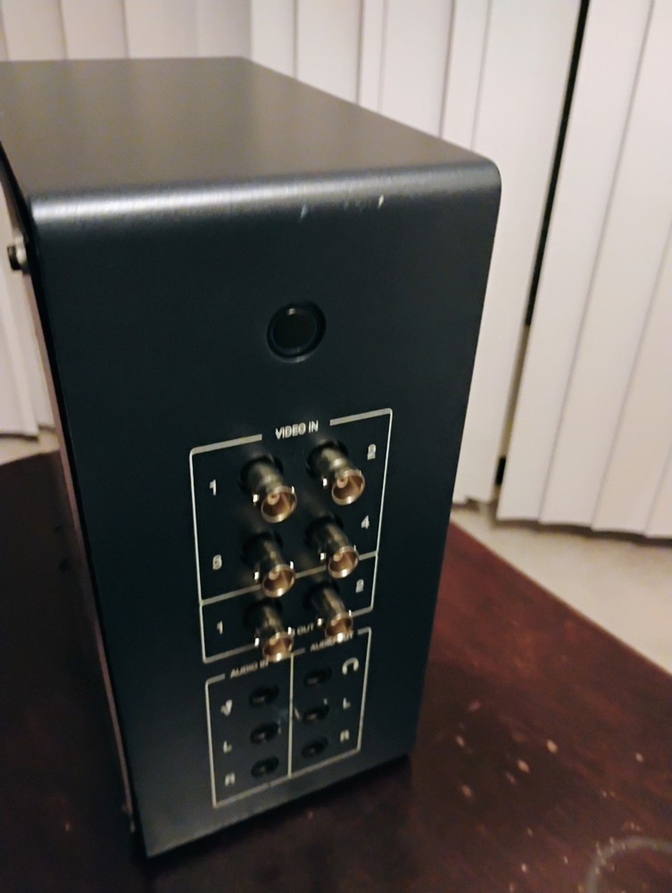 NewTek Tricaster Mini HD-4