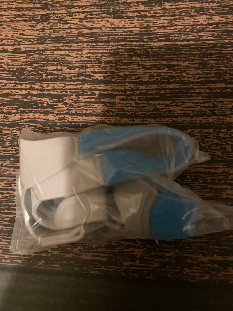 Airfit F20 Replacement Headgear (Medium)