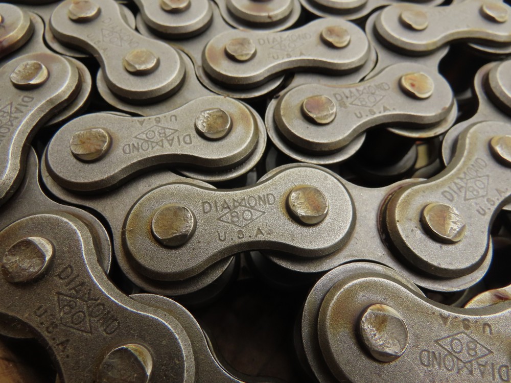 Diamond X-1334-010 Roller Chain #80 Riveted 10' Single Strand