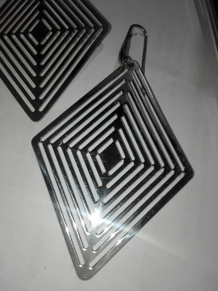 LARGE MODERN SILVER EARRINGS VERY GOOD CONDITION