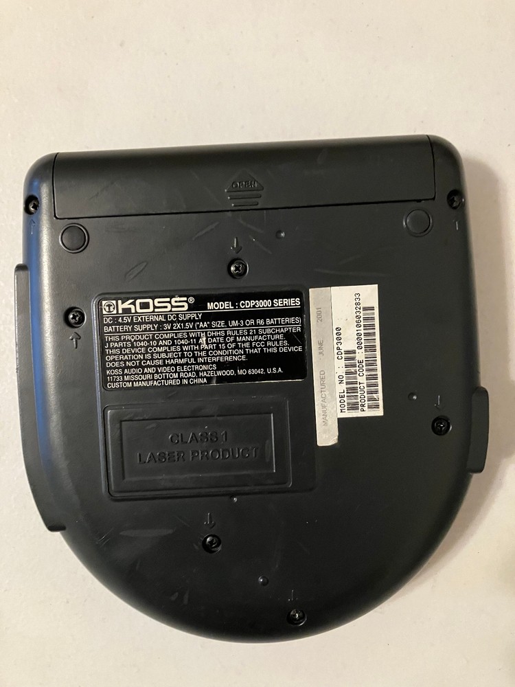 KOSS CD-RW / MP3 Player Portable CD Player CDP3000 Series