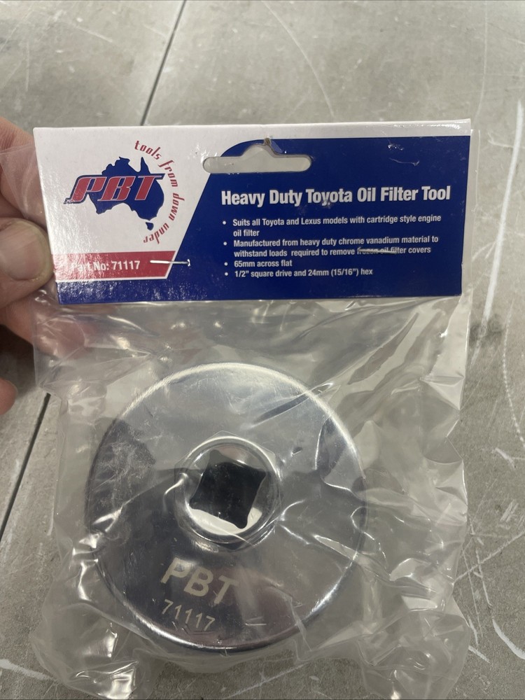 Heavy duty oil filter tool