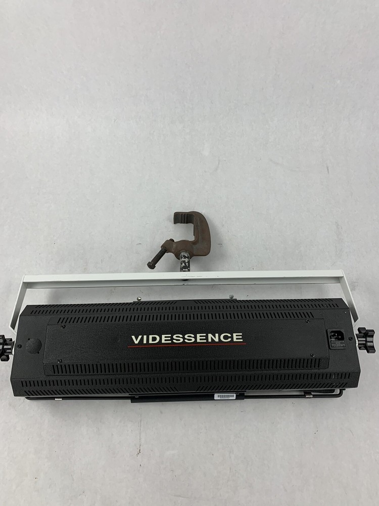 Videssence 24" Sustained RGB Light WORKING