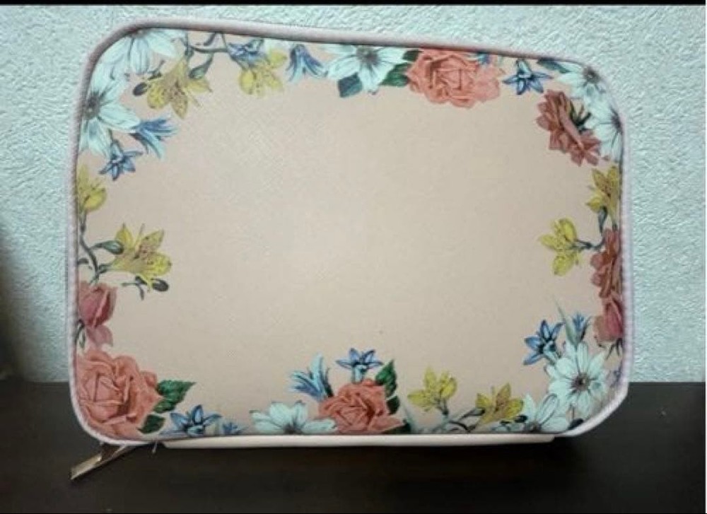 OLIVIA BURTON Multi Pouch Gadget Case