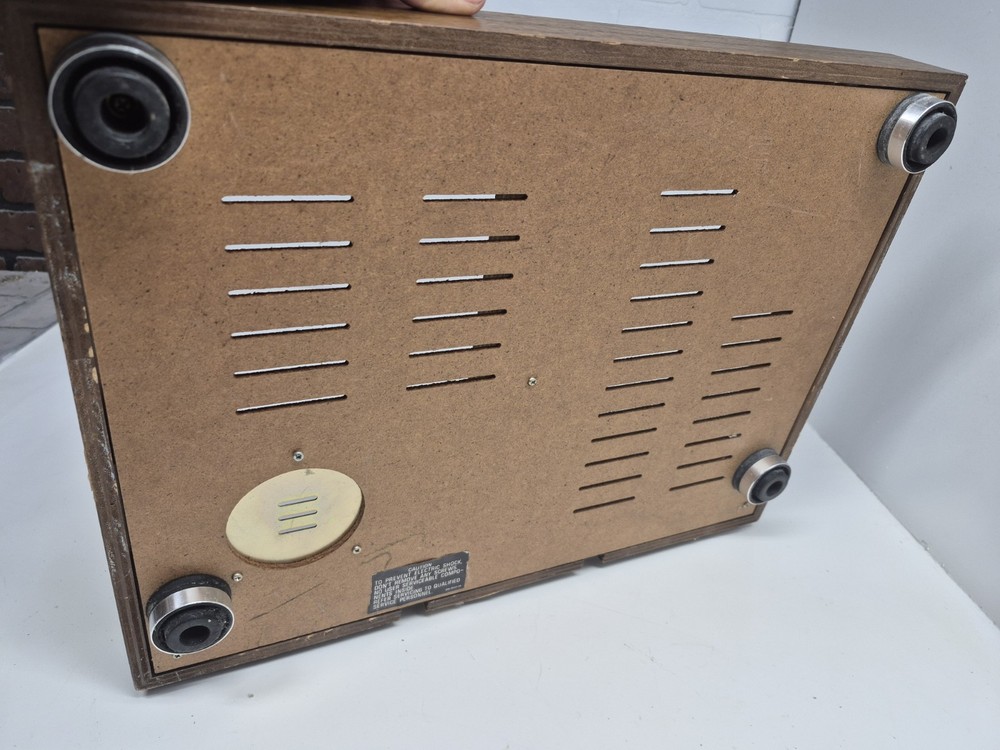 Kenwood KD-1033 turntable Box