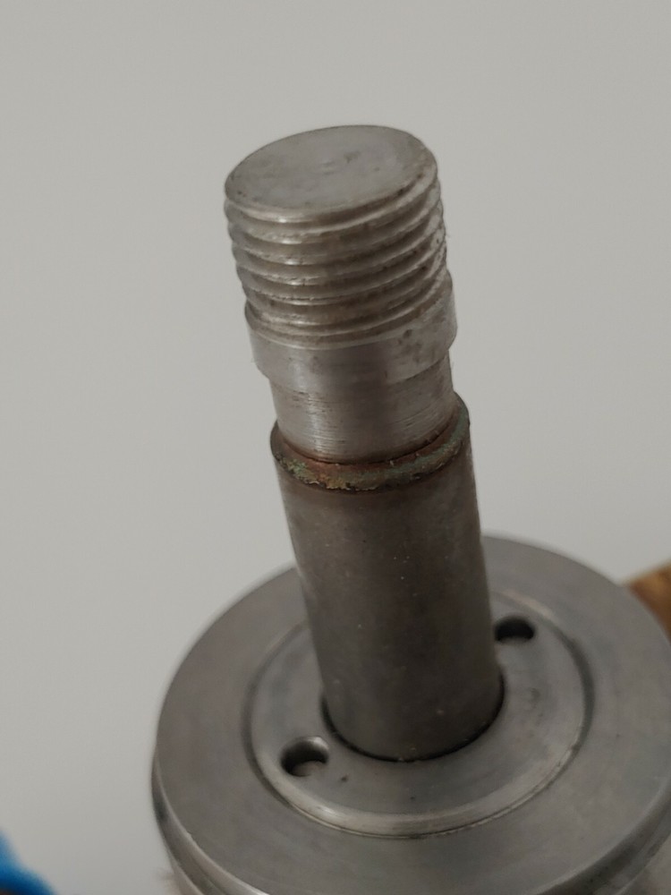 Helium Leak Test Pressure Gauge Valve