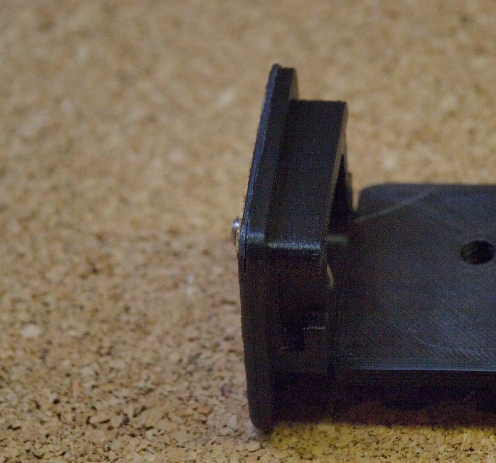 Quick release plate for tripod, Vanguard QS-05 replacement