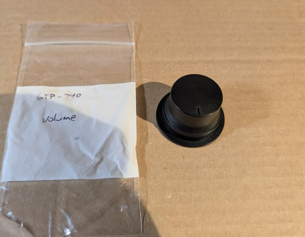 Adcom GTP-740 volume knob