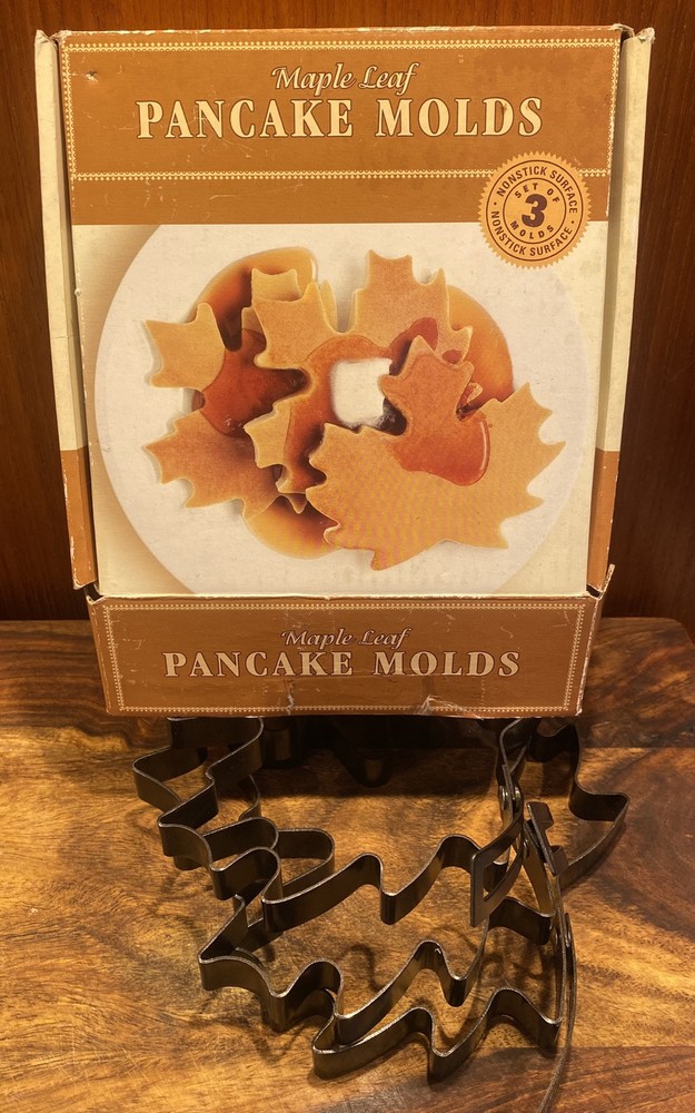 Pancake Molds Non-Stick Surface WILLIAMS-SONOMA Maple Leaf Fall!