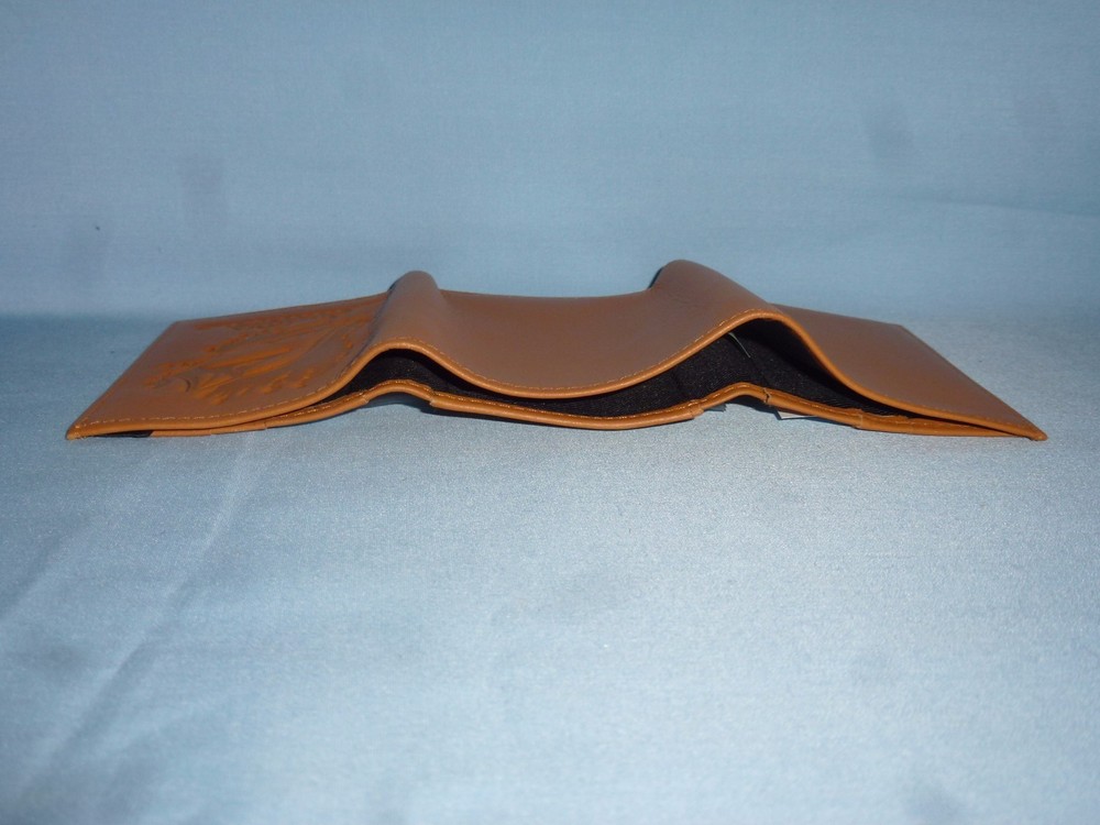 Greg Biffle #16 NASCAR Leather TriFold Wallet tan