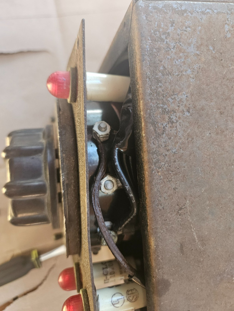 Vintage Standard Electrical Adjust-A-Volt Variable Transformer Variac Untested