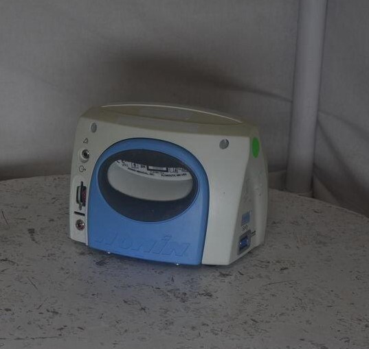 Nonin Avant 9600 Digital Pulse Oximeter SEE NOTES