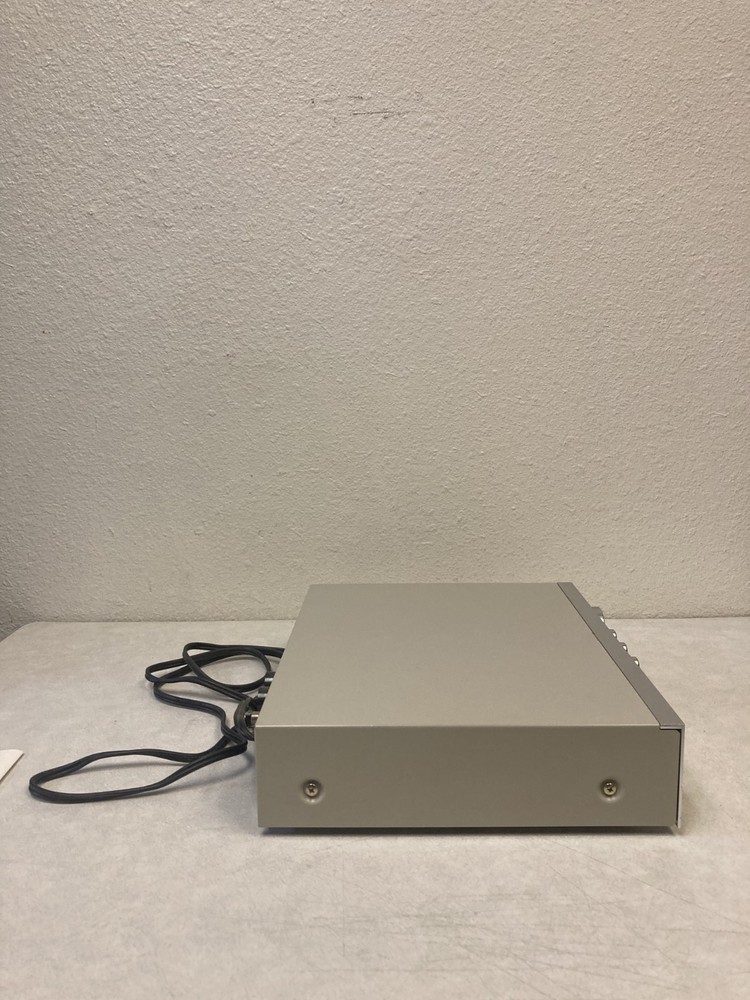 Vintage SenSeni Satellite Receiver model SR-101 Untested-Powers Up