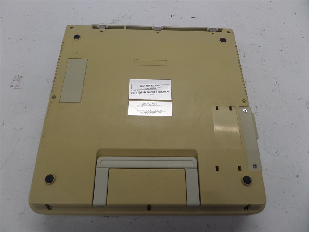 Vintage Zenith Data Systems ZFL-184-01 Laptop - Disk Error