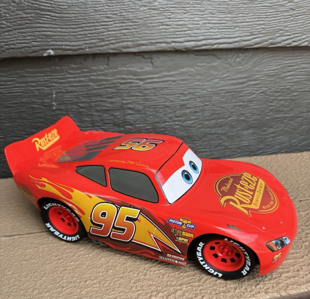 Lightning McQueen Bubble Machine Disney Store Lights Work Tested Read
