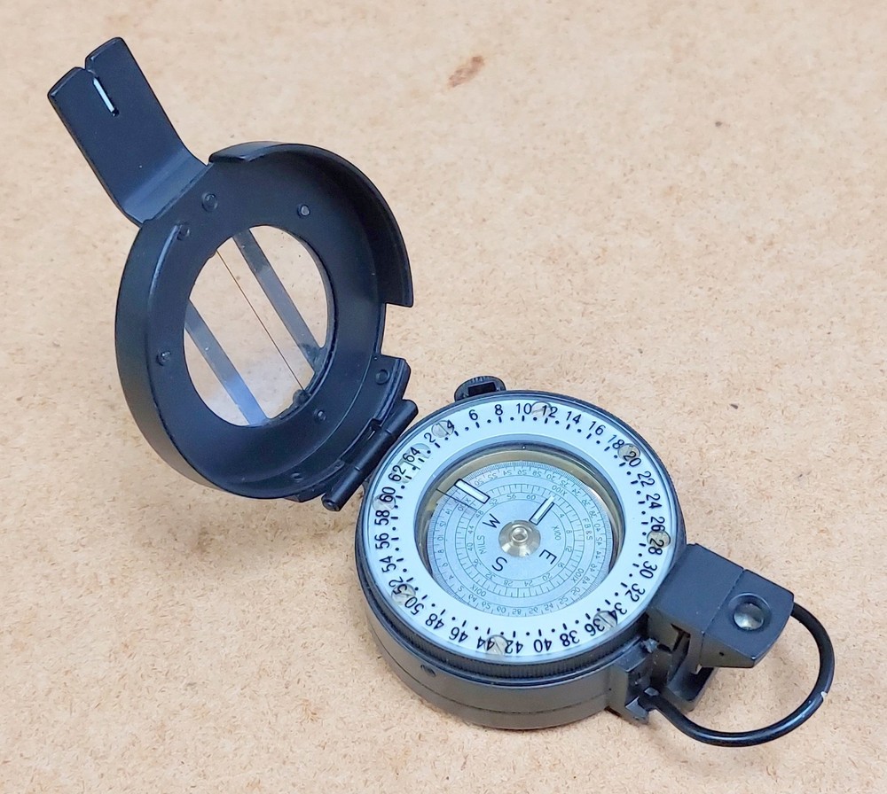 Francis Barker M-73 M73 prismatic compass