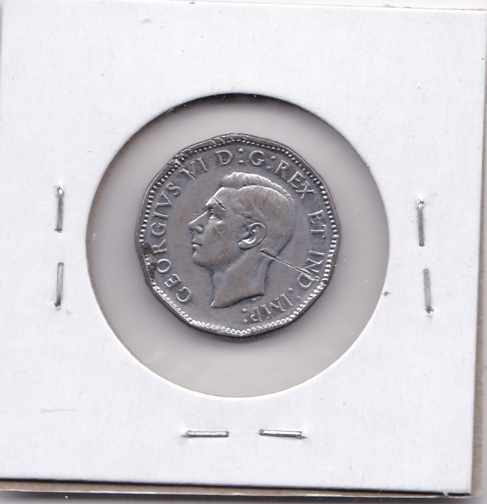 1945 Canada 5 Cents L11