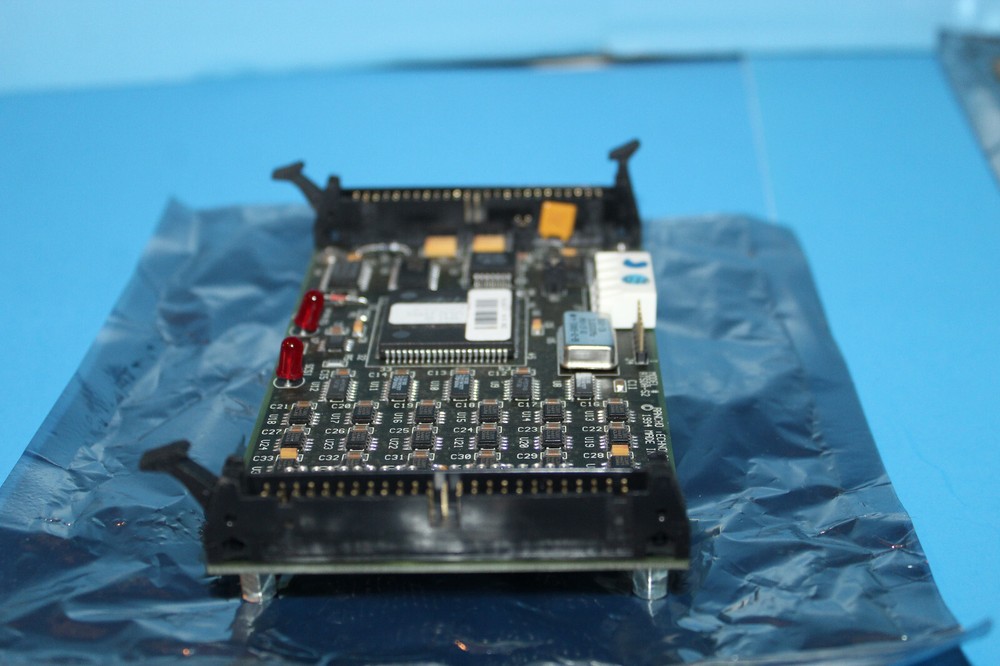 Single Ended to Differential SCSI Bus Adapter