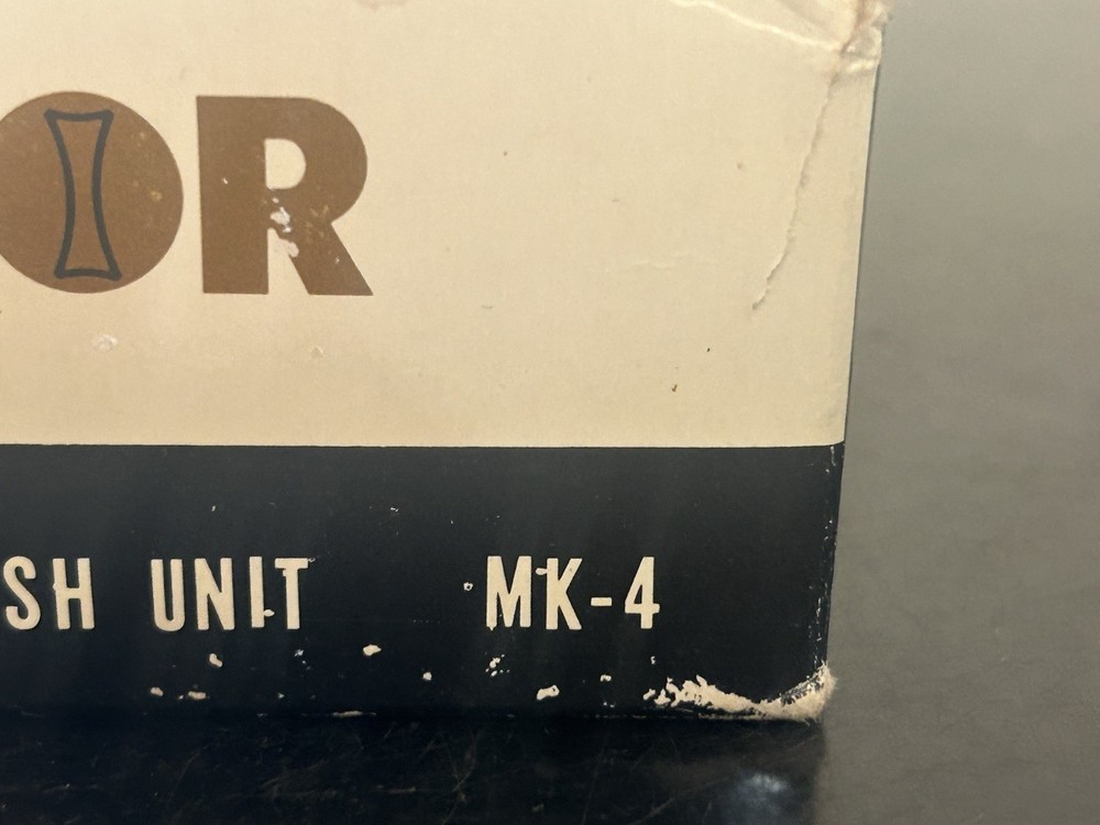 SOLIGOR Electronic Flash Unit MK-4 AC Terminal/Cable Reflector Open Flash Button