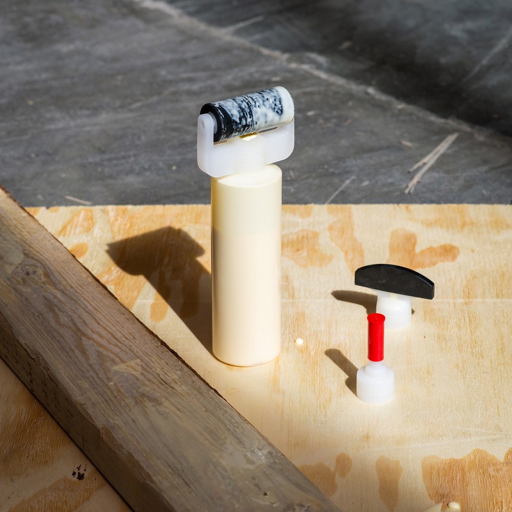 DCT Wood Glue Spreading Kit – 8 oz Bottle with Roller Applicator and Nozzle Tips