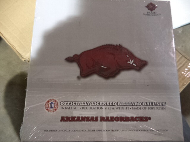 Arkansas Razorbacks Billiard Ball Set