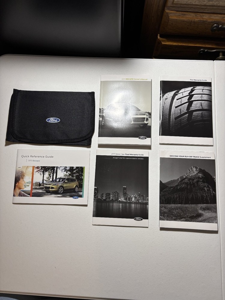 2013 Ford Escape Owner's Manual OEM Set