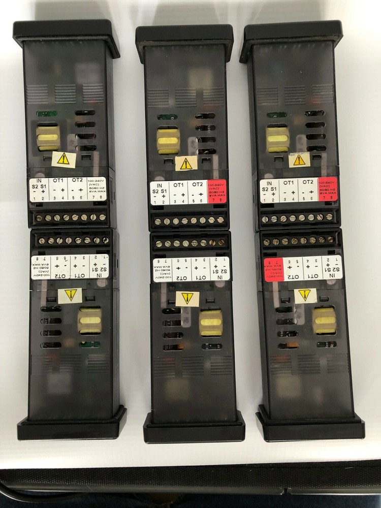 Watlow 935A-1CC0-000G Temperature Controller