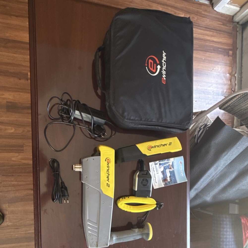 eWincher electric sailboat winch