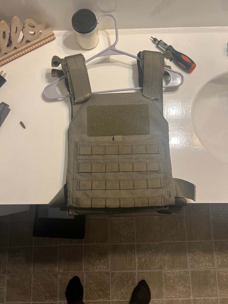 bullet proof vest with plates