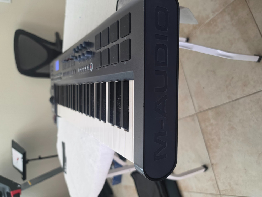 M-Audio Axiom 49 Key USB MIDI Keyboard Controller 2000s- Black