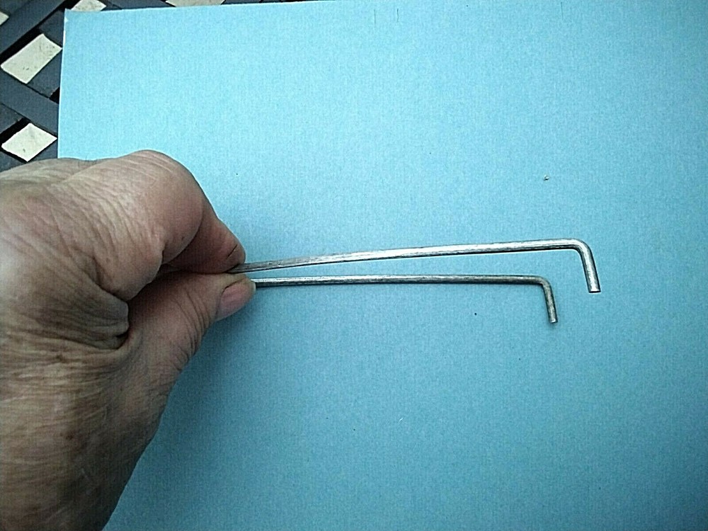 VINTAGE V W split screen hubcap puller spring steel galvanized fits a 3.5mm hole