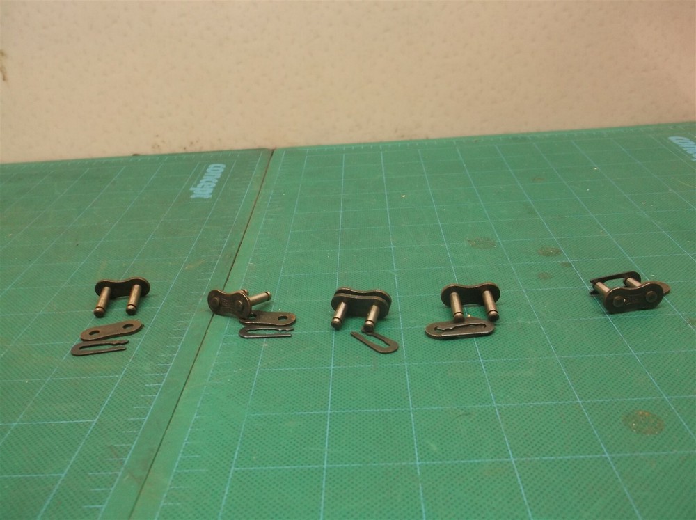 LOT of 5-CHAIN OFFSET LINK 40TW C/L