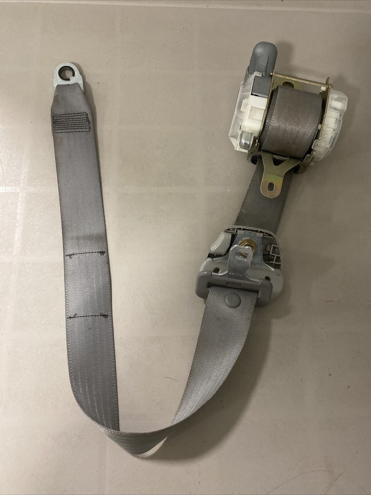 2003-2008 Toyota Corolla RIGHT Passenger Side Front Seat Belt Retractor OEM