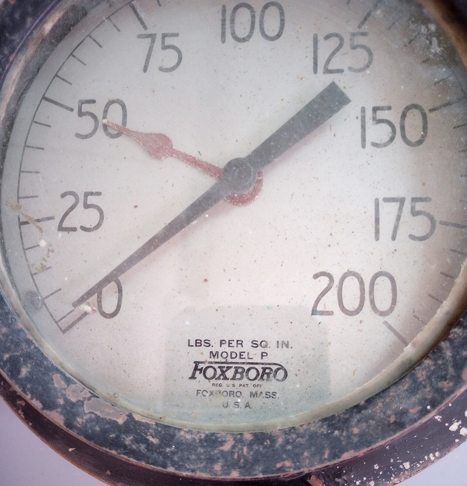 Vintage Cast Iron Gauge