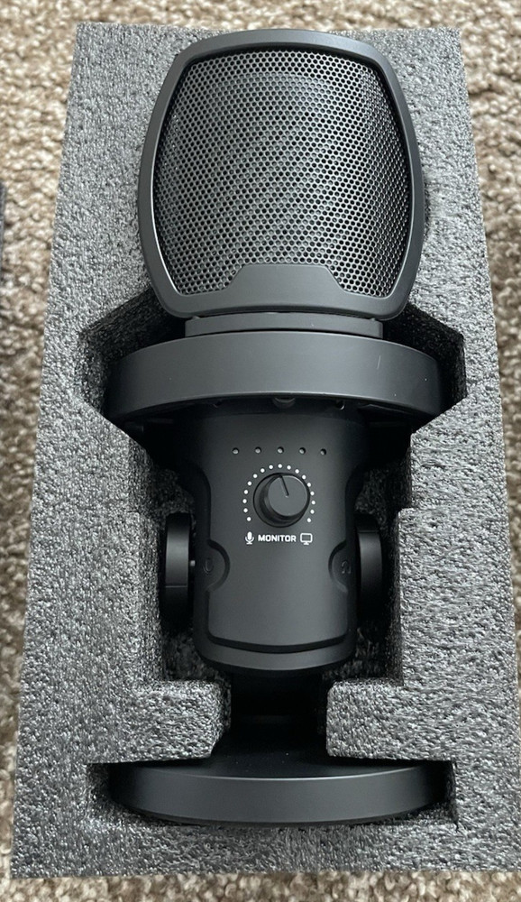 RGB Gaming Microphone | USB Plug & Play - Beginner Friendly