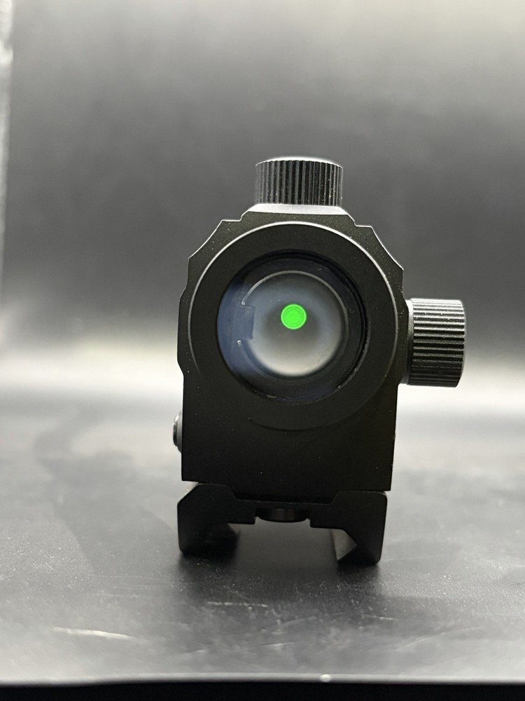 NEW Lancer Tactical Red/Green Dot Reflex Sight w/ Riser - Black (CA-1429B)