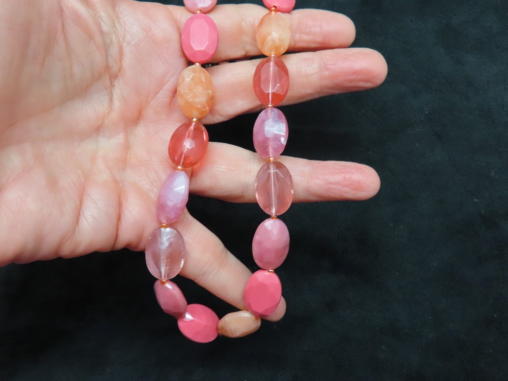 Vintage Pink & Peach Lucite Bead Necklace